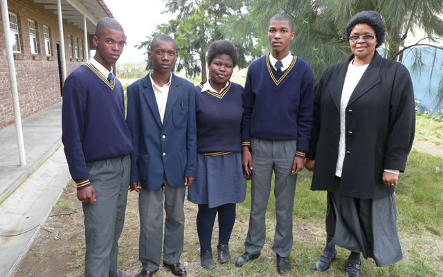 Young Stars from Tsholomnqa High school